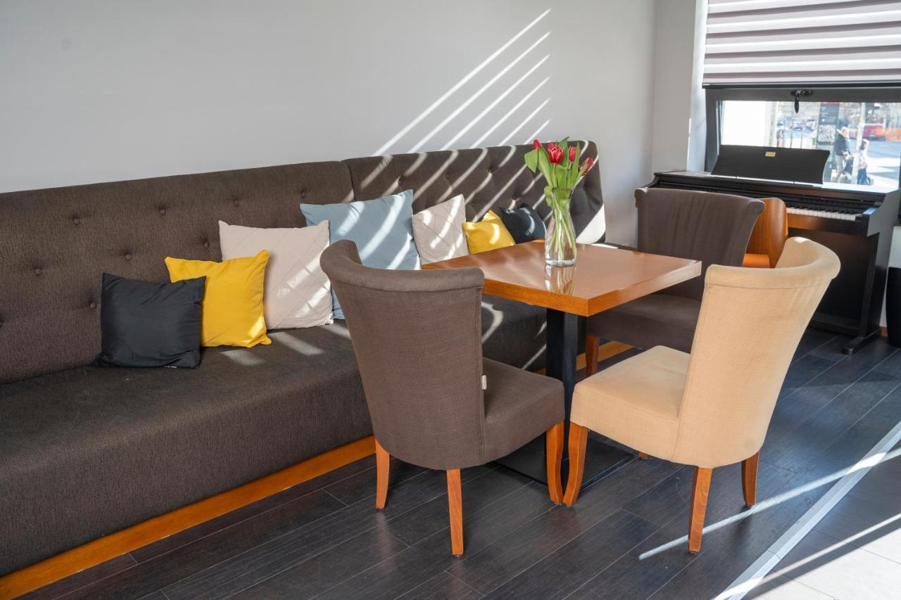 Akacija Luxury Suites Belgrad Dış mekan fotoğraf